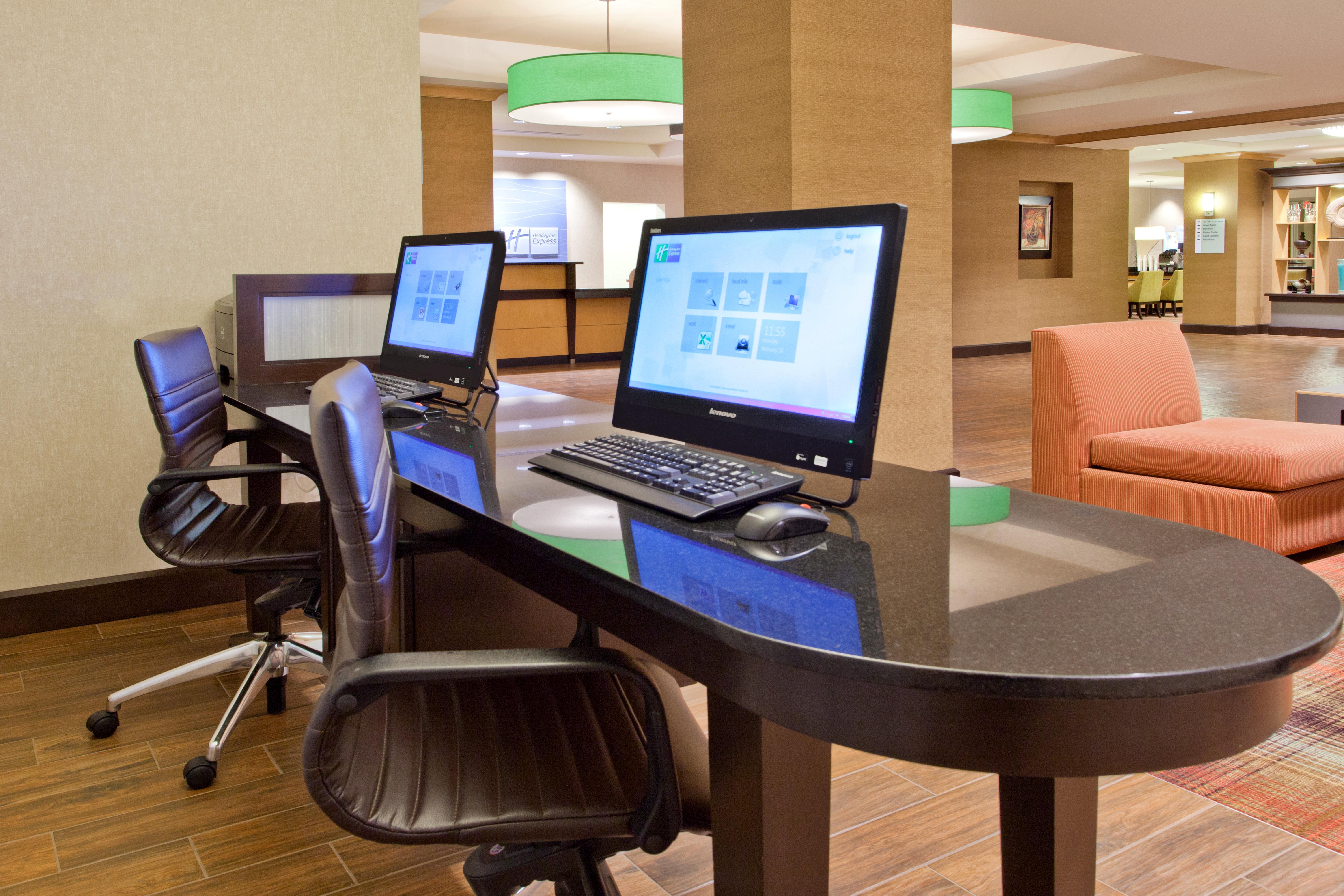 Holiday Inn Express Hotel & Suites Huntsville West - Research Park By Ihg Экстерьер фото